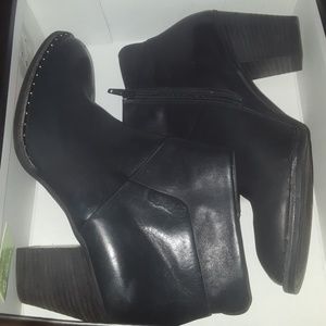 New Paul Green Stella Boots